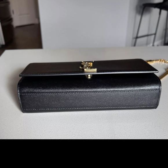 Saint Laurent YSL Black KATE MEDIUM IN GRAIN DE POUDRE EMBOSSED LEATHER Handbag - Picture 5 of 14